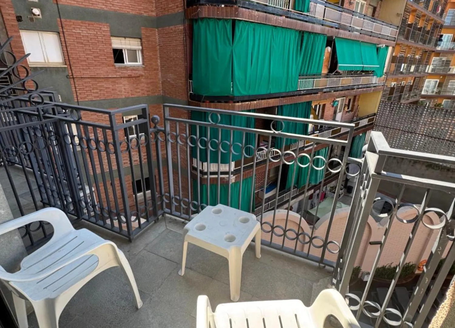 Piso De Simba Cerca De Playa, Con Piscina Y Varias Terrazas 료렛 드 마르 아파트